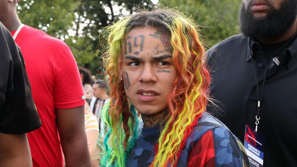 6ix9ine Signs 10 Million Dollar Deal From Prison Hip Hop News The Daily Loud 6487