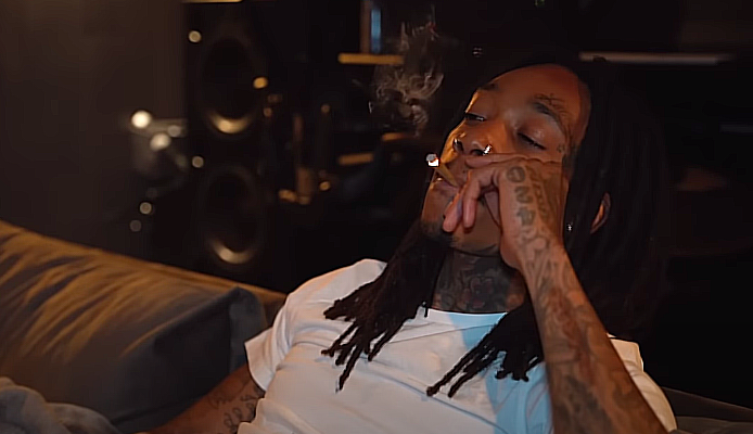 Wiz Khalifa – “Love To Smoke” [Music Video]